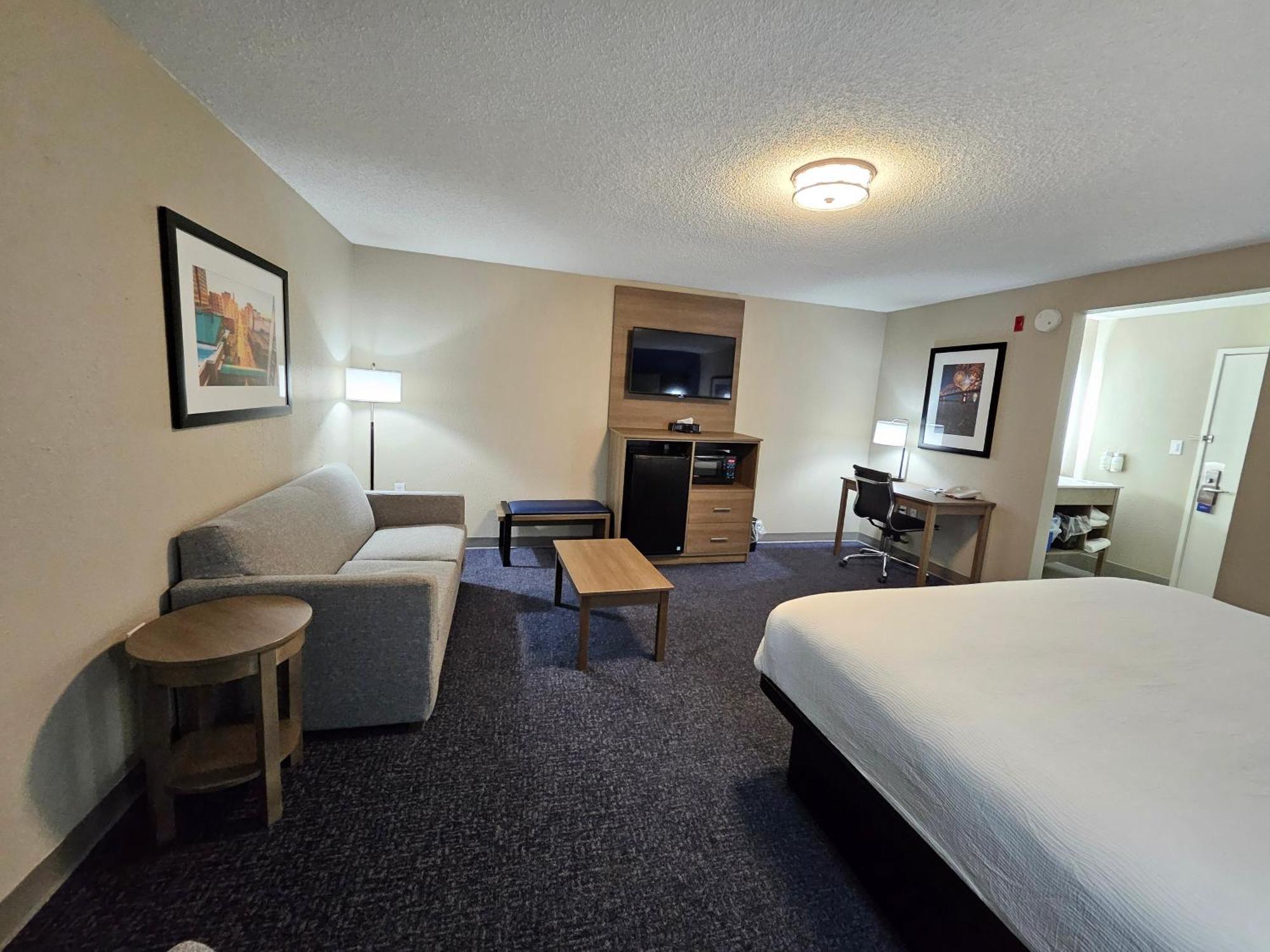 Hotel Baymont By Wyndham Davenport Exterior foto