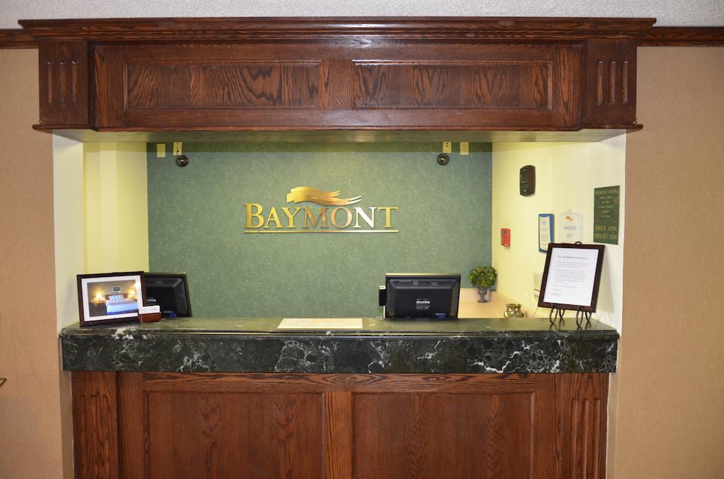 Baymont By Wyndham Davenport Hotel Exterior foto